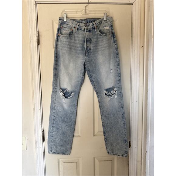 Levi's Denim - Levi's Baggy Boot Women's Jeans W31 L30 Light Blue Distressed Great Condition